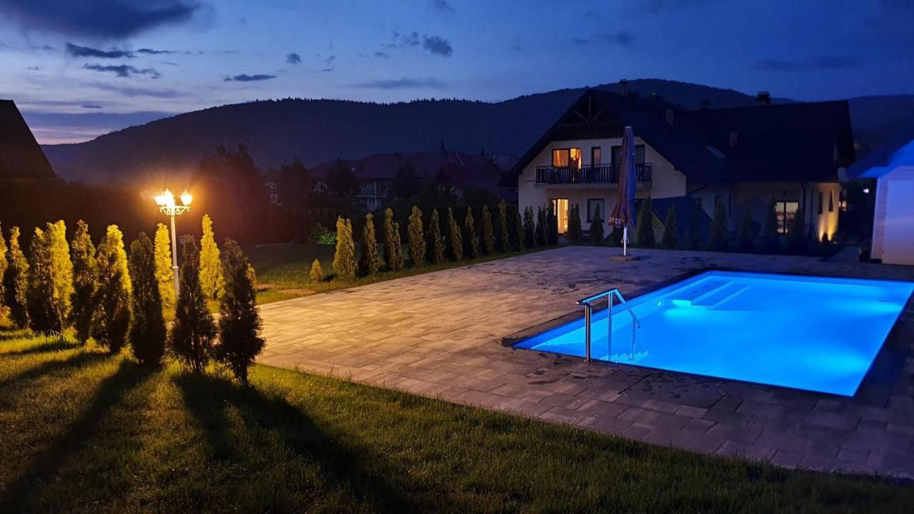 Emilia Hotel Wysowa-Zdrój Екстериор снимка