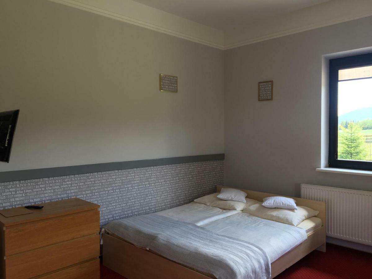 Emilia Hotel Wysowa-Zdrój Екстериор снимка