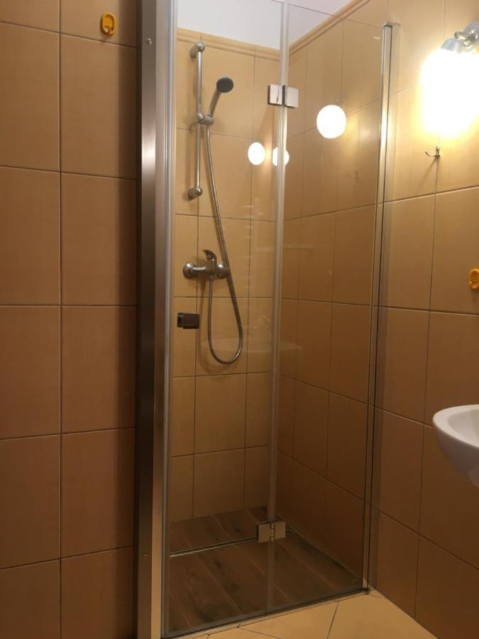 Emilia Hotel Wysowa-Zdrój Екстериор снимка